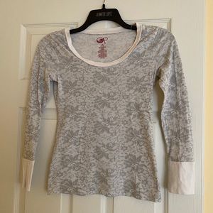 Women’s Long Sleeve Shirt